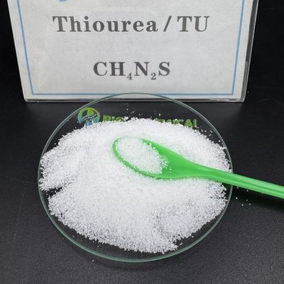 White Glossy CH4N2S Thiourea Powder Cas No 62 56 6 For Metal Plating